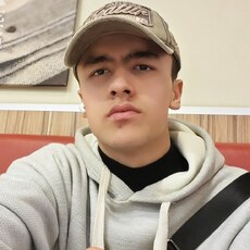 Фотография мужчины Шахруз, 21 год из г. Мытищи