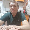 Володя, 61 год