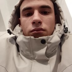 Фотография мужчины Алексей, 20 лет из г. Тюмень