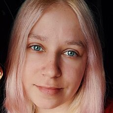 Фотография девушки Даниэла, 25 лет из г. Любинский