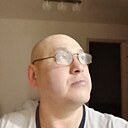 Den, 44 года