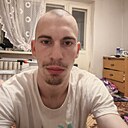 Илья, 23 года