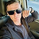 Михаил, 32 года