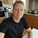 Денис, 33 года
