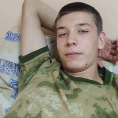 Фотография мужчины Макс, 18 лет из г. Елово