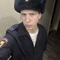 Фотография мужчины Артём, 19 лет из г. Красноярск