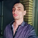 Михаил, 32 года
