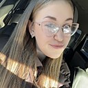 Карина, 18 лет