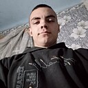 Миша, 18 лет