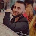 Джонни, 32 года