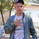 Максим, 18 лет