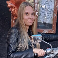 Фотография девушки Юлиана, 37 лет из г. Санкт-Петербург