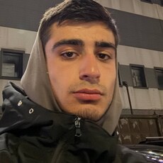 Фотография мужчины Suren, 22 года из г. Химки