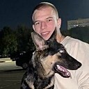 Денис, 22 года