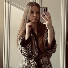 Фотография девушки Виолетта, 20 лет из г. Санкт-Петербург