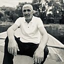 Роберт, 47 лет