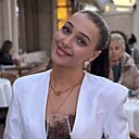 Эля, 22 года
