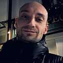 Unknown, 32 года