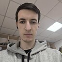 Максим, 26 лет