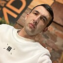 Макс, 30 лет