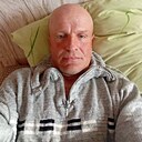 Роман, 44 года