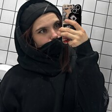 Фотография девушки Алёна, 26 лет из г. Санкт-Петербург