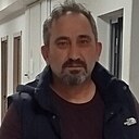 Burhan, 42 года