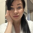 Еагения, 42 года