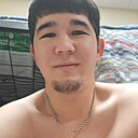 Азизбек, 22 года