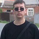 Slava, 22 года