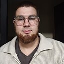 Salih, 23 года