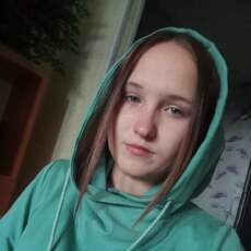 Фотография девушки Лиза, 18 лет из г. Котельнич