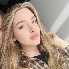 Фотография девушки Полина, 22 года из г. Новосибирск