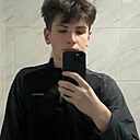 Миша, 18 лет