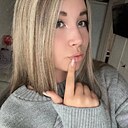 Вика, 23 года