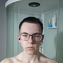 Максим, 18 лет