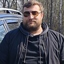 Nik Poster, 33 года