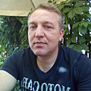Ви-К, 48 лет
