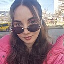 Ona, 31 год
