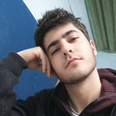 Фотография мужчины Аличон, 19 лет из г. Зыряновск