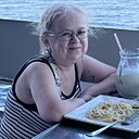 Нюра, 43 года