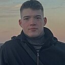 Максим, 24 года