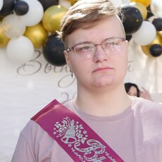 Фотография девушки Полина, 18 лет из г. Калуга