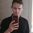 Анатолий, 25 лет