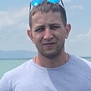 Joe Black, 32 года