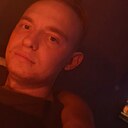 Саша, 25 лет