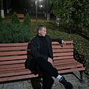 Максим, 24 года