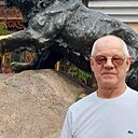 Михаил, 70 лет