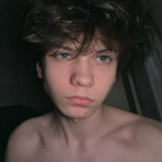 Фотография мужчины Илья, 18 лет из г. Киев
