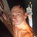 Виктор, 33 года